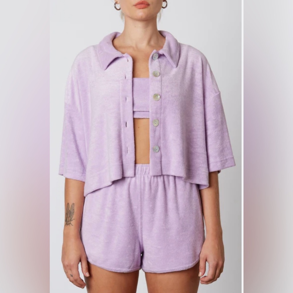 NIA Large Purple Terry Button Down Top. 💜